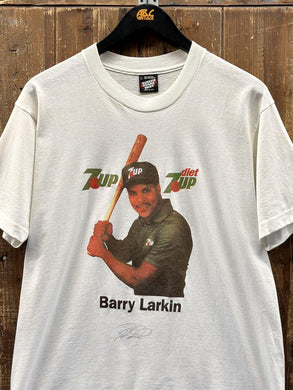 Barry Larkin Cincinnati Reds Vintage 90s 7UP Autograph Tee White ABC Vintage 