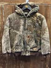 Load image into Gallery viewer, Carhartt Vintage 2000s Youth Real Tree Camo Duck Jacket ABC Vintage 