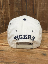 Load image into Gallery viewer, Detroit Tigers Vintage 90s Leaping Tiger Through The D Snapback Aged White Navy