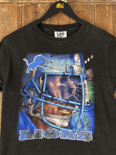 Load image into Gallery viewer, Detroit Lions Vintage 1996 Player In Helmet Lee Tag Tee Faded Black ABC Vintage 