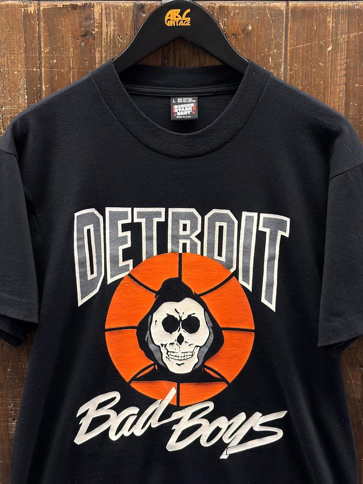 DETROIT Bad Boys 限定バスケットボール Tシャツ XL Detroit Pistons Bad Boys Outline T-Shirt | Pistons 313 Shop