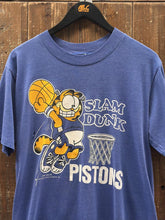 Load image into Gallery viewer, Detroit Pistons Vintage 1978 Garfield Jim Davis Paper Thin Blue ABC Vintage 