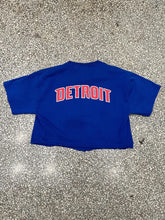 Load image into Gallery viewer, Detroit Pistons Vintage 2000s Smooth, C-Webb, Prince, Sheed &amp; RIP Cropped Tee Blue ABC Vintage 