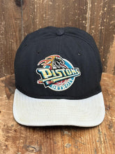 Load image into Gallery viewer, Detroit Pistons Vintage 80s New Era Snapback Black Grey ABC Vintage 