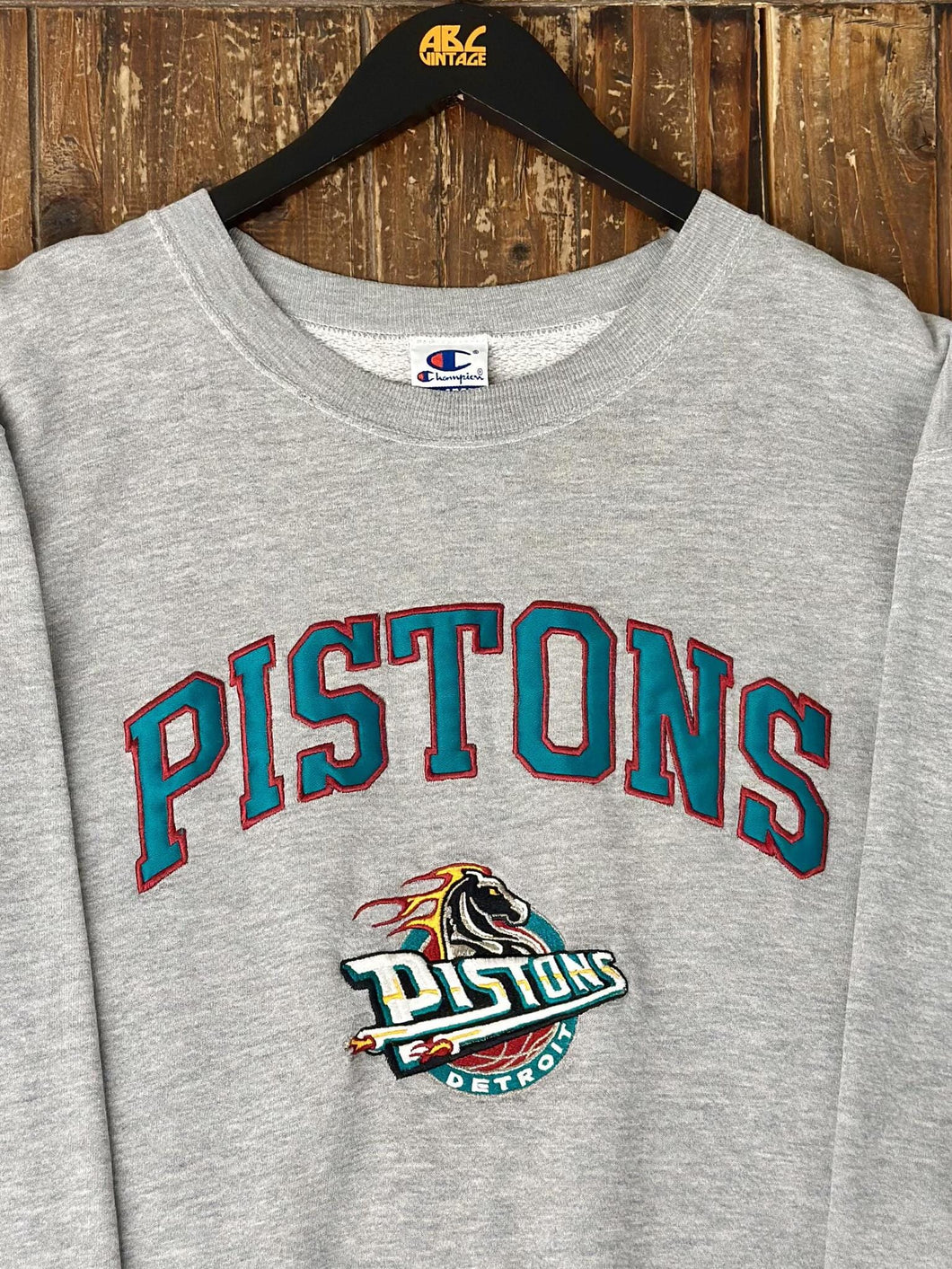 Detroit Pistons Vintage 90s Spell Out Horse Logo Champion Crewneck Grey ABC Vintage 