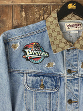 Load image into Gallery viewer, Detroit Pistons Vintage Custom Wrangler Denim Trucker Jacket ABC Vintage 