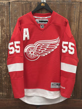 Load image into Gallery viewer, Detroit Red Wings Vintage 2000s Niklas Kronwall Hockey Jersey Red ABC Vintage 