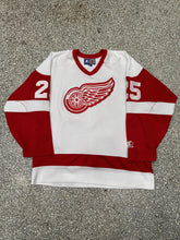Load image into Gallery viewer, Detroit Red Wings Vintage 90s Darren McCarty Starter Hockey Jersey White ABC Vintage 