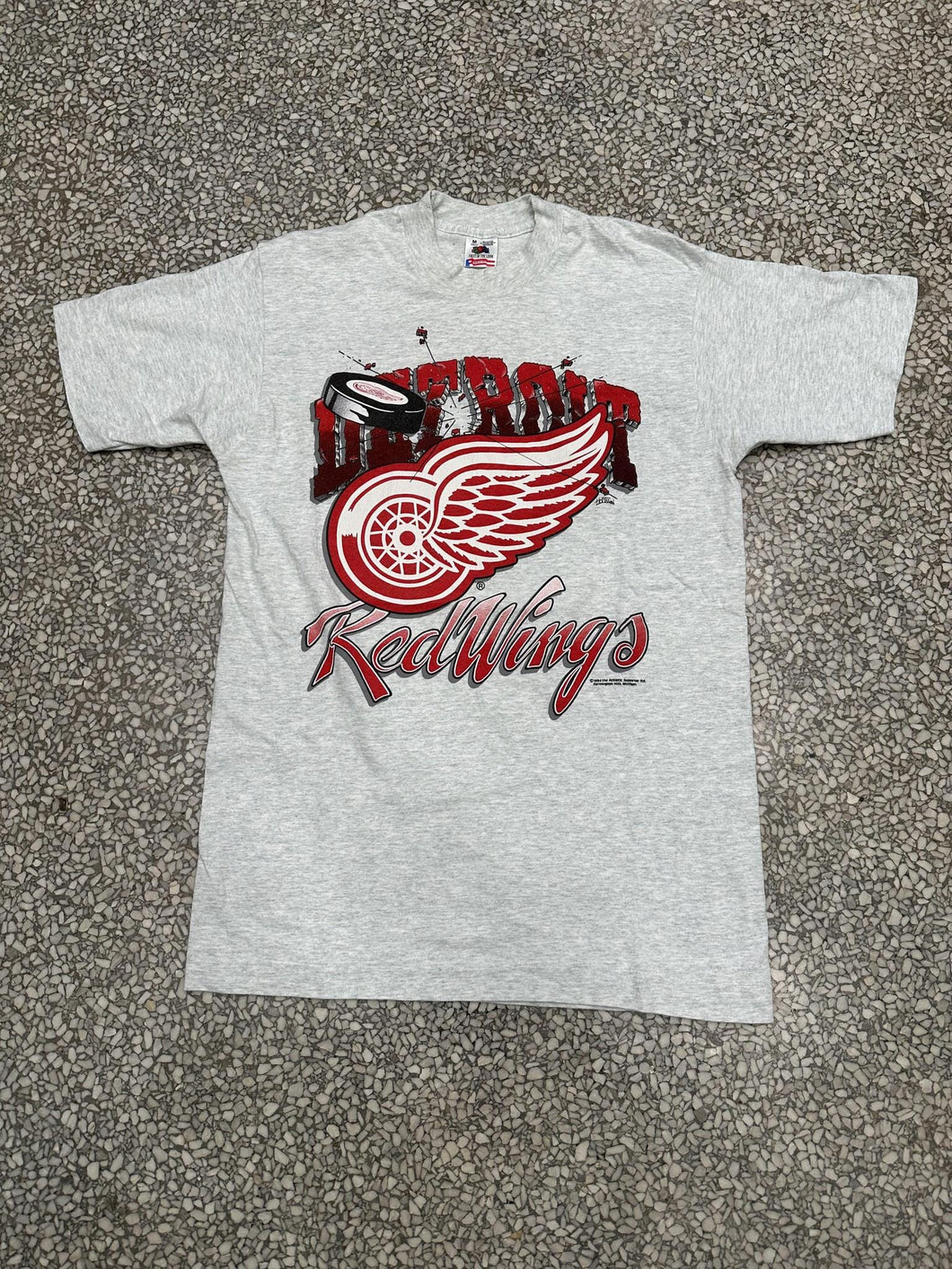 Detroit Red Wings Vintage 90s Hockey Puck Breaking Through Tee Grey ABC Vintage 