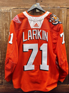 Detroit Red Wings x Tigers Old English D Dylan Larkin 1 of 1 Custom Hockey Jersey Orange ABC Vintage 