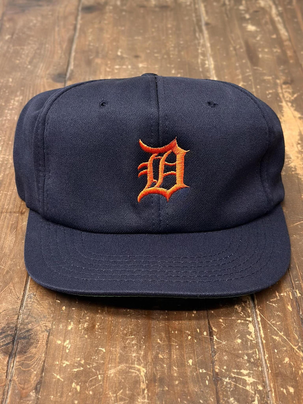 Detroit Tigers Vintage 1985 Old English Orange D Snapback Navy ABC Vintage 