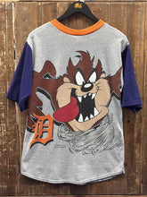 Load image into Gallery viewer, Detroit Tigers Vintage 1996 Taz Henley Tee Grey ABC Vintage 