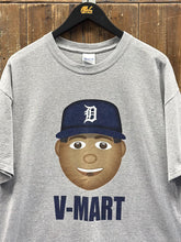 Load image into Gallery viewer, Detroit Tigers Vintage 2000s V-Mart Who&#39;s Your Tiger Tee Grey ABC Vintage 