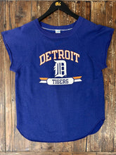 Load image into Gallery viewer, Detroit Tigers Vintage 70s Champion Cutoff Crewneck Navy ABC Vintage 