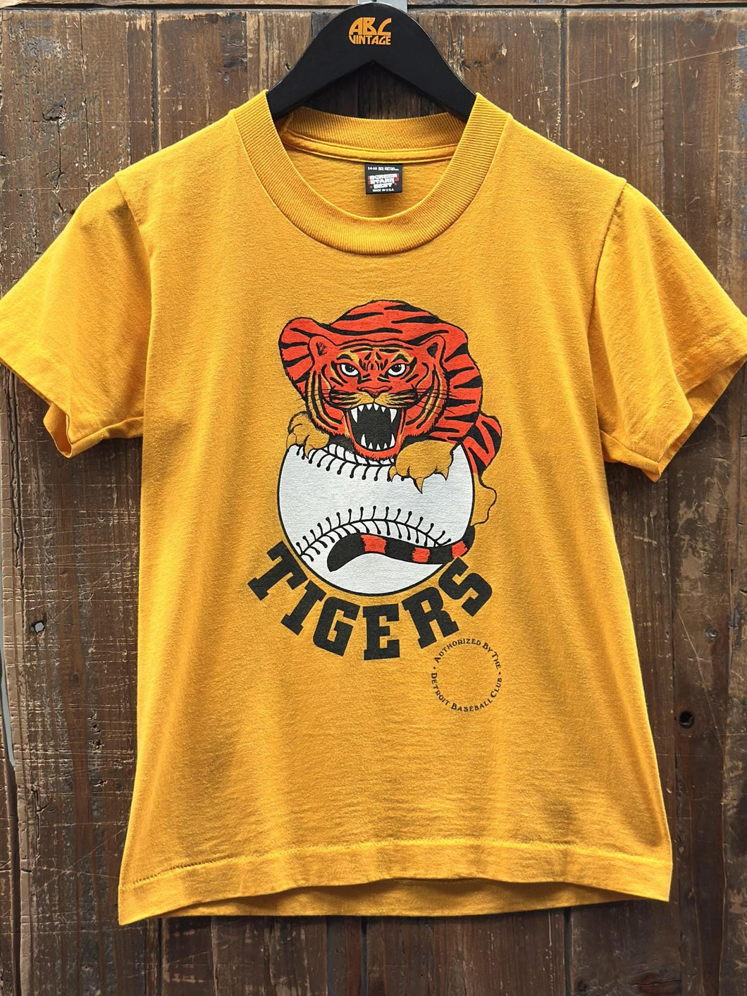 Detroit Tigers Vintage 80s Youth Tiger On Baseball Tee Yellow ABC Vintage 