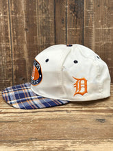 Load image into Gallery viewer, Detroit Tigers Vintage 90s Plaid Brim Snapback Cream ABC Vintage 