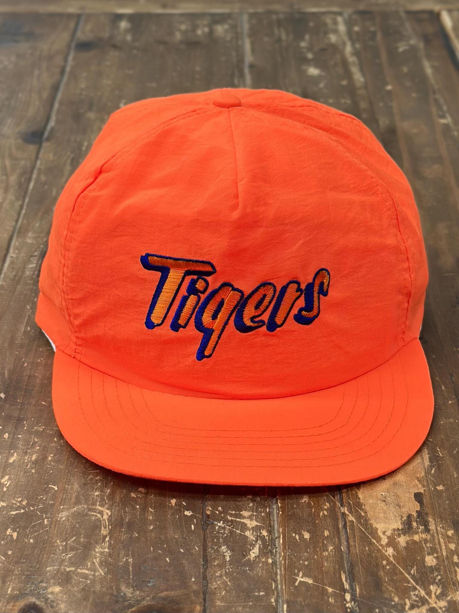 【80-90s】 Detroit Tigersメッシュキャップつば裏緑ビンテージ 国内正規総代理店アイテム】 80-90s】 Detroit Tigersメッシュ