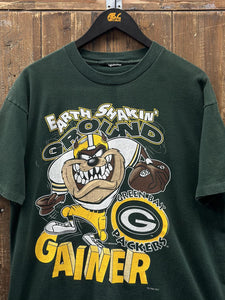 Green Bay Packers Vintage 1993 Taz Earth Shakin' Ground Gainer Faded Pine Green ABC Vintage 