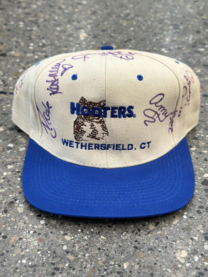Hooters Wethersfield CT Vintage 90s Snapback Autographed Cream Blue ABC Vintage 