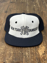 Load image into Gallery viewer, New York Yankees Vintage 80s New Era Snapback Navy White ABC Vintage 