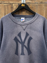 Load image into Gallery viewer, New York Yankees Vintage 90s Sun Faded Russell Crewneck ABC Vintage 