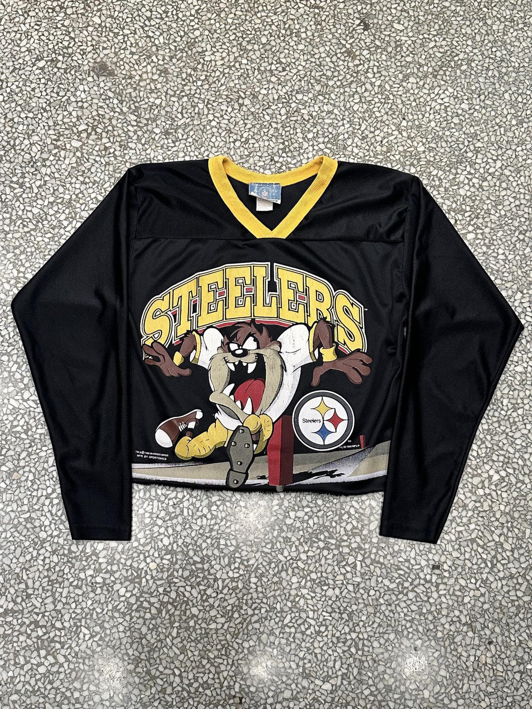 Pittsburgh Steelers Vintage 1996 Taz Cropped Football Jersey ABC Vintage 