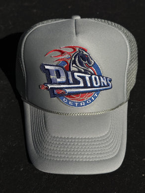 ABC Vintage Detroit Pistons Vintage Giant Horse Patch Trucker Hat (Silver Grey) ABC Vintage 