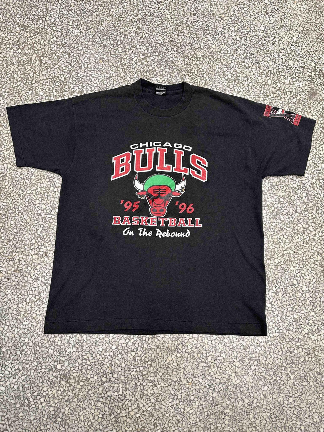 Chicago Bulls Vintage 1995-1996 On the Rebound Faded Black ABC Vintage 