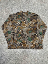 Load image into Gallery viewer, Detroit Red Wings Hockeytown Hunt Club Vintage 90s Pocket Turtle Neck L/S Shirt Real Tree Camo ABC Vintage 
