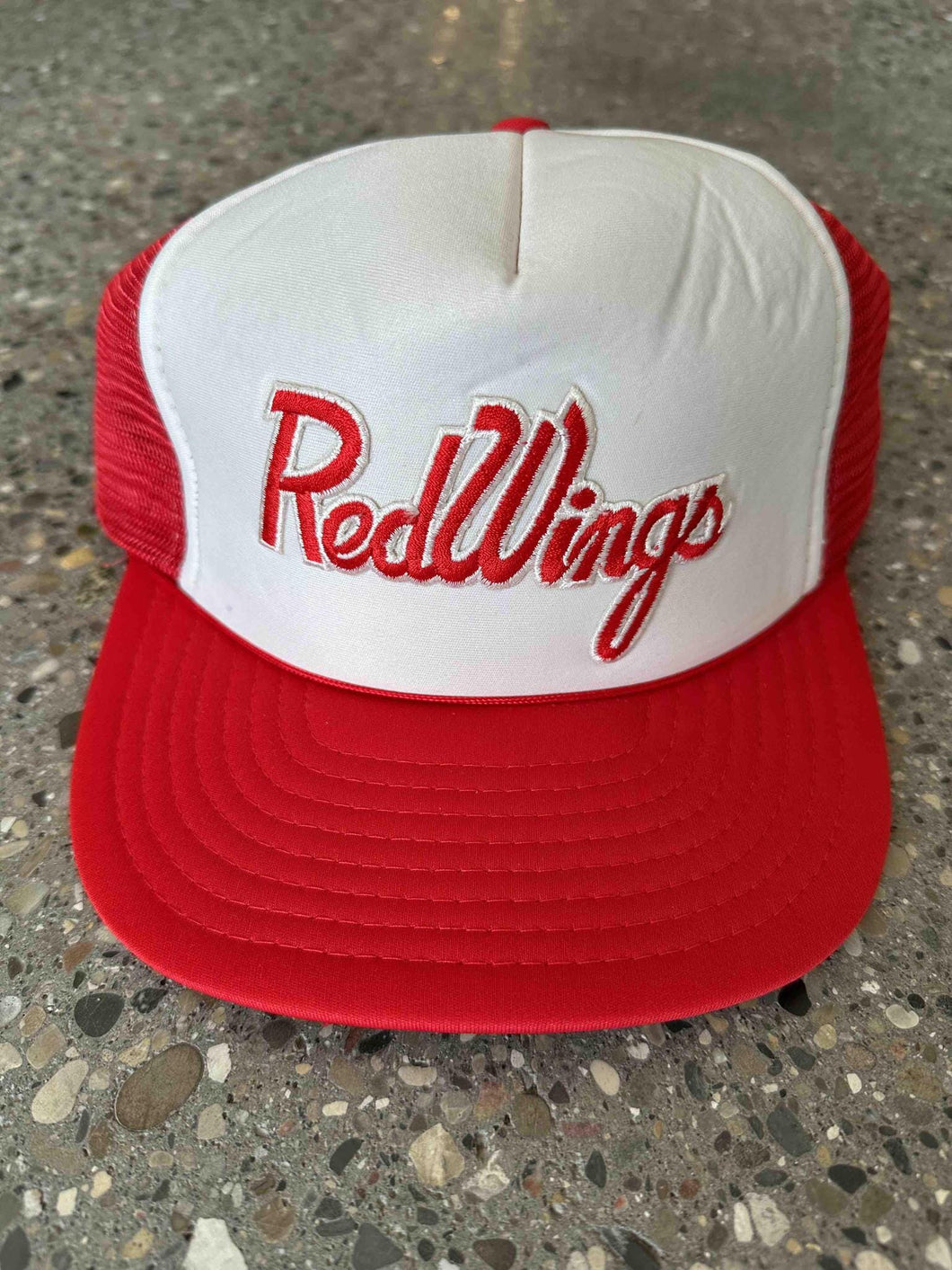Detroit Red Wings Vintage 90s Script Trucker Hat White Red ABC Vintage 