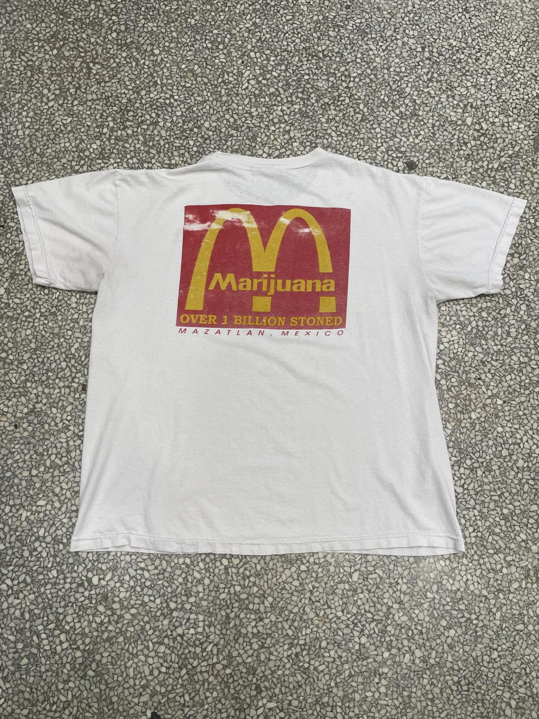 Marijuana Over 1 Billion Stoned Mazatlan Mexico Vintage 90s Faded White ABC Vintage 