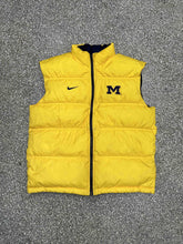 Load image into Gallery viewer, Michigan Wolverines Vintage 90s Nike Reversible Puffer Vest ABC Vintage 