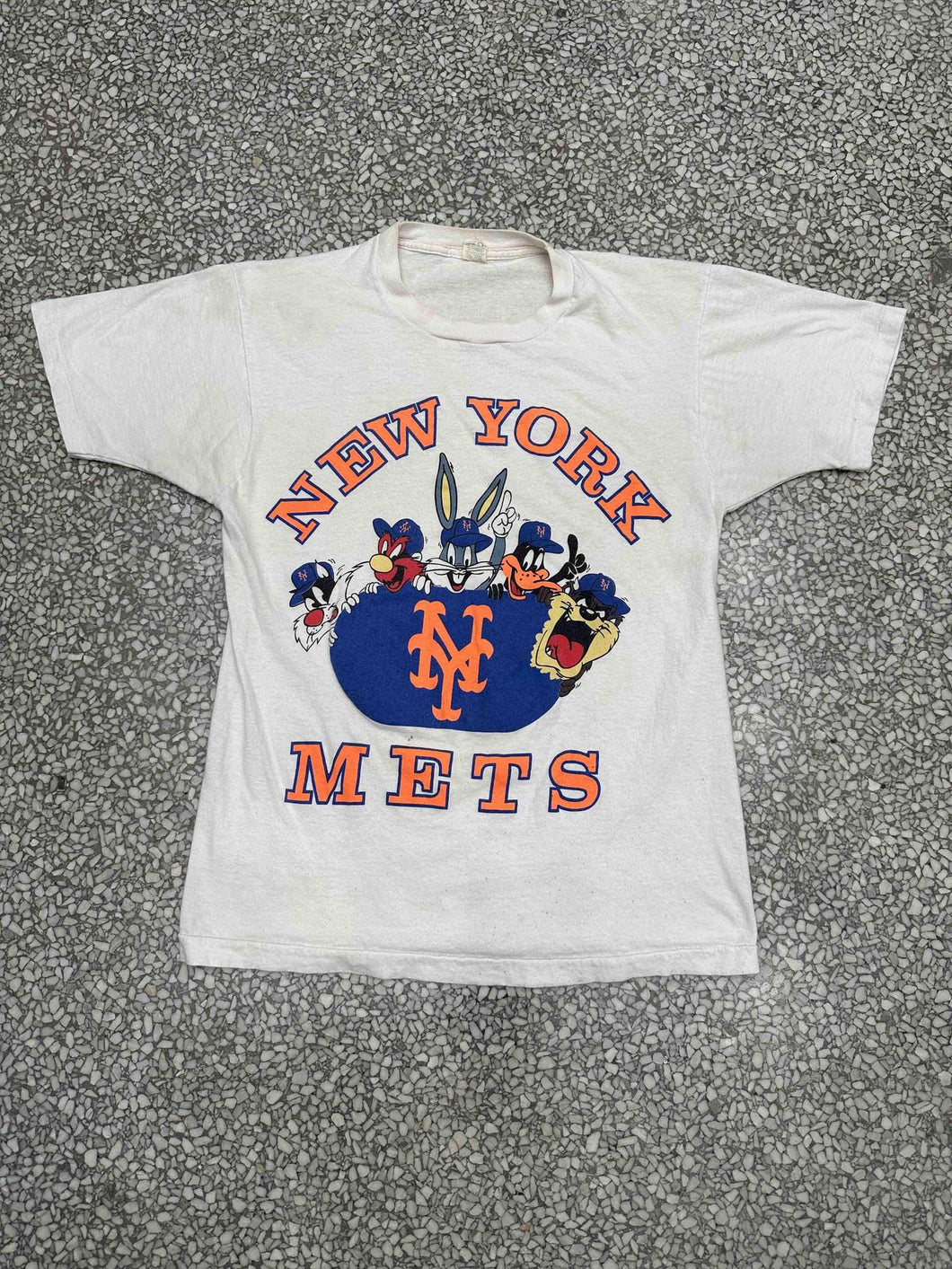 New York Mets Vintage 80s Looney Tunes Team Faded Cream ABC Vintage 