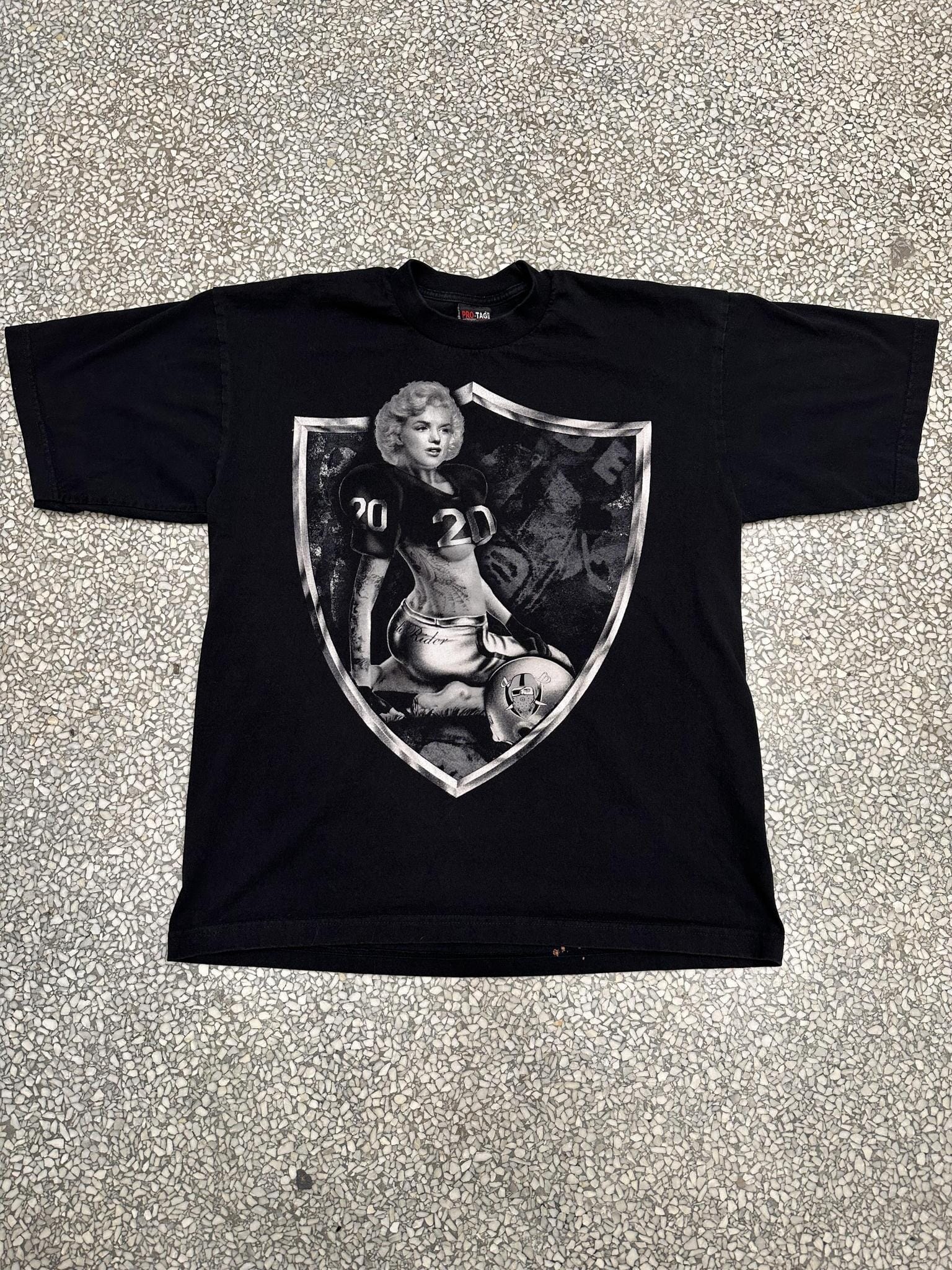 Raiders Marilyn Monroe Vintage 90s Bootleg Tee Black